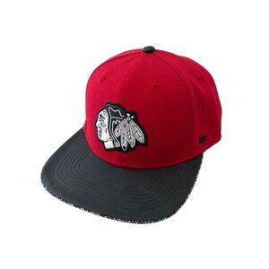 47 Brand Chicago Blackhawks Fitted Hat Mens 7 1/4 Red Black College Outdoor NEW
